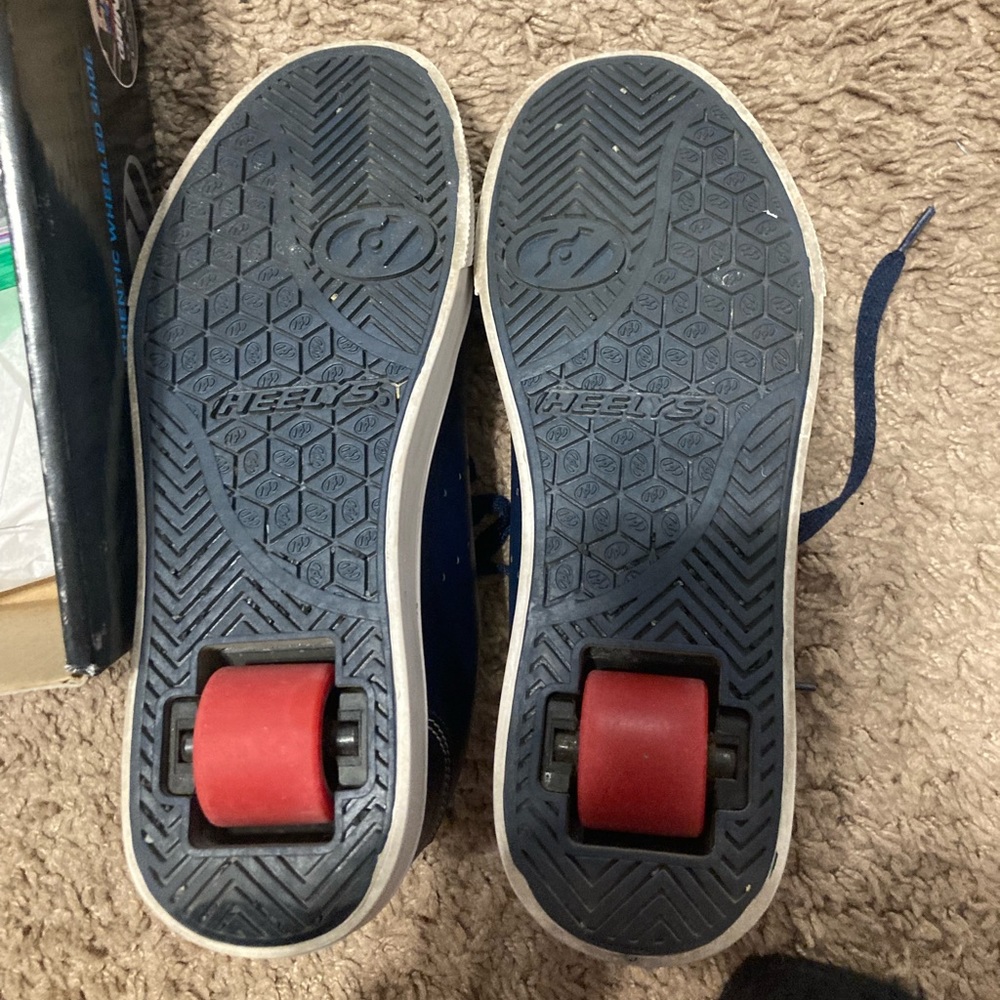 Heelys - Picture 2 of 6